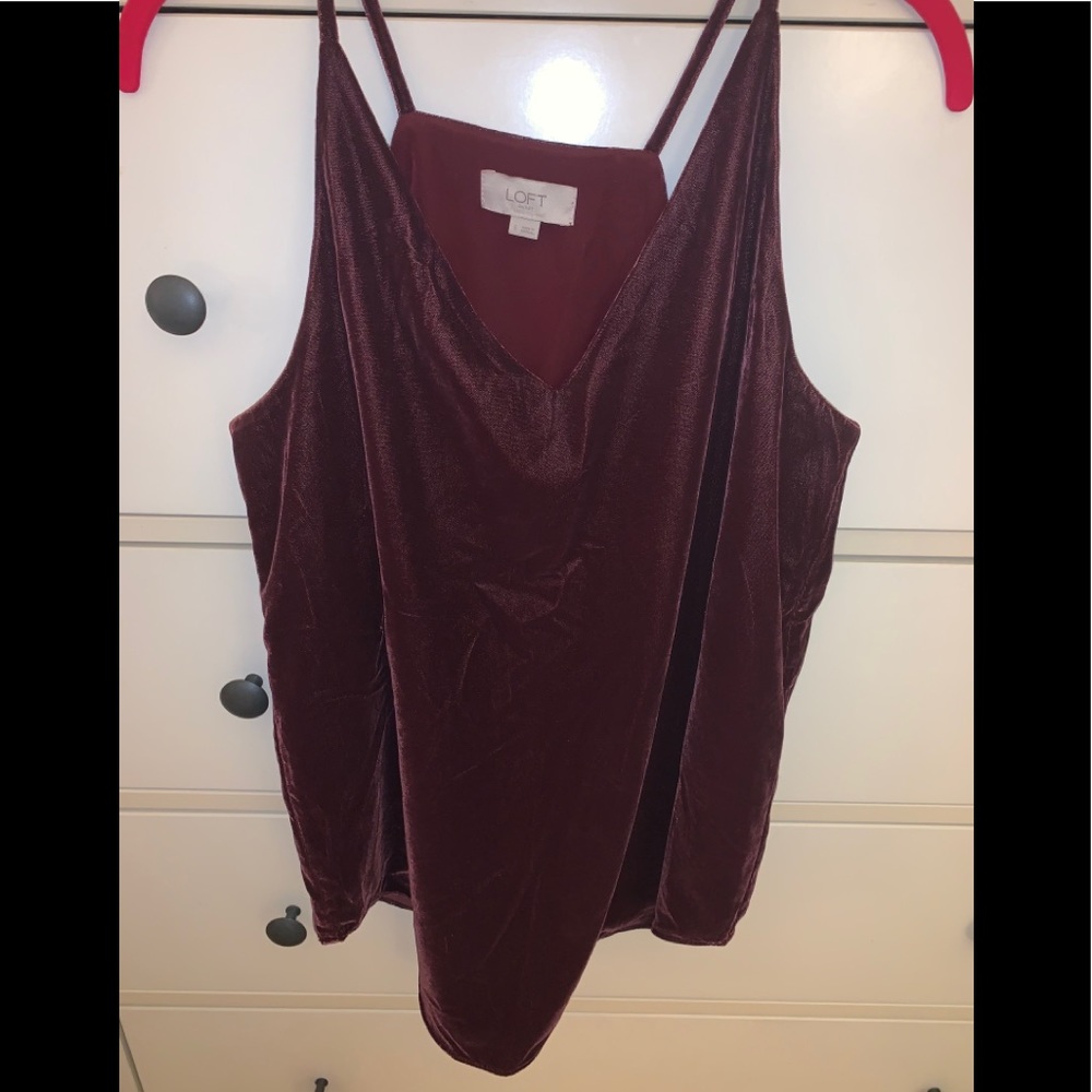 Loft Outlet Maroon Burgundy Velvet Tank S EUC